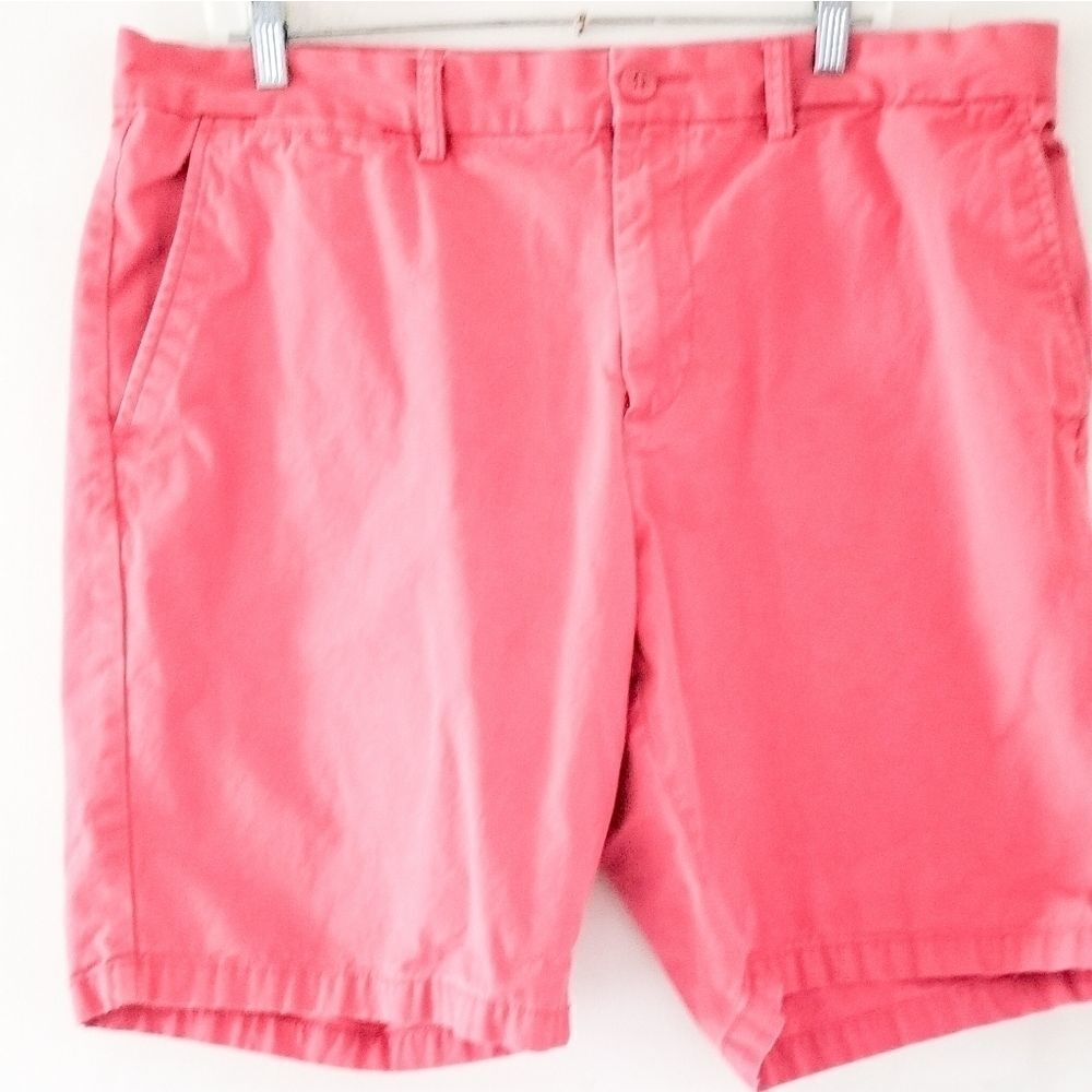 Old Navy coral color shorts slim
